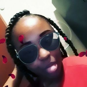 Meet your Posher, Trese